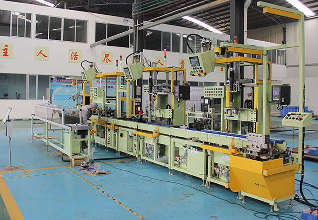 非標自動化設備研發(fā)制造專家：定制化創(chuàng)新助力現(xiàn)代制造業(yè)